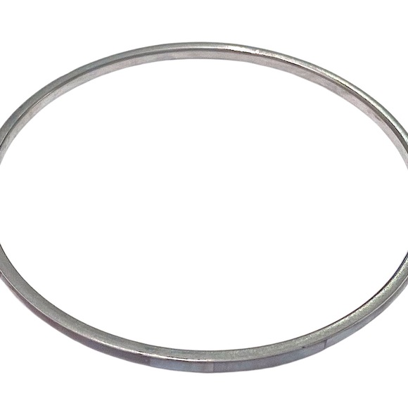 Vintage Silver Shell Bangle Bracelet - Picture 2 of 2